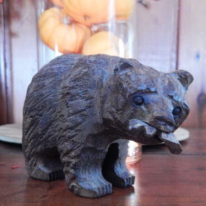 hand carved wood bear 8