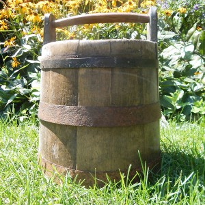 wood bucket 2